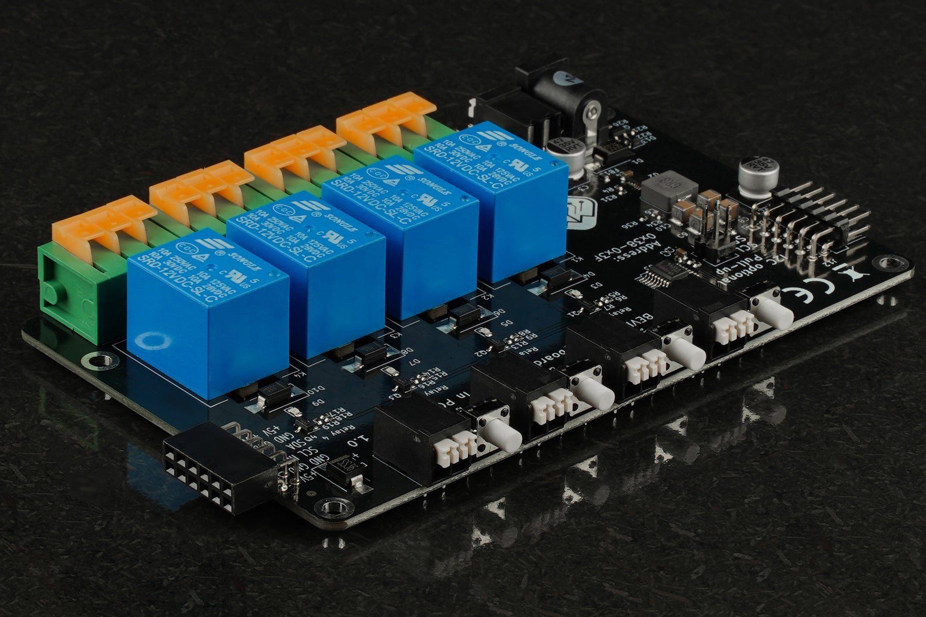 BEVRLINK 4 Channel Relay with 4 manual test buttons 24V