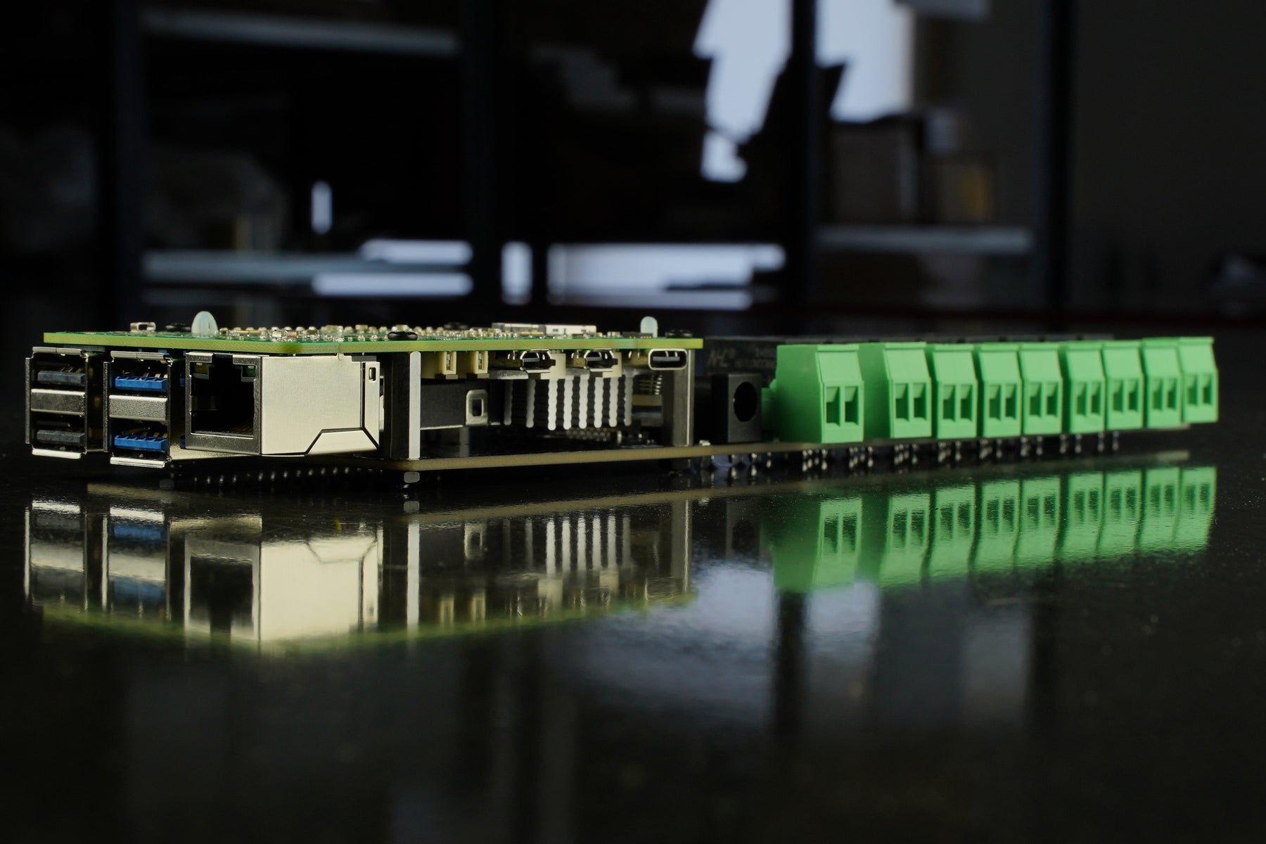 BEVRLink Raspberry Pi 5 - 8 Channel Relay Module