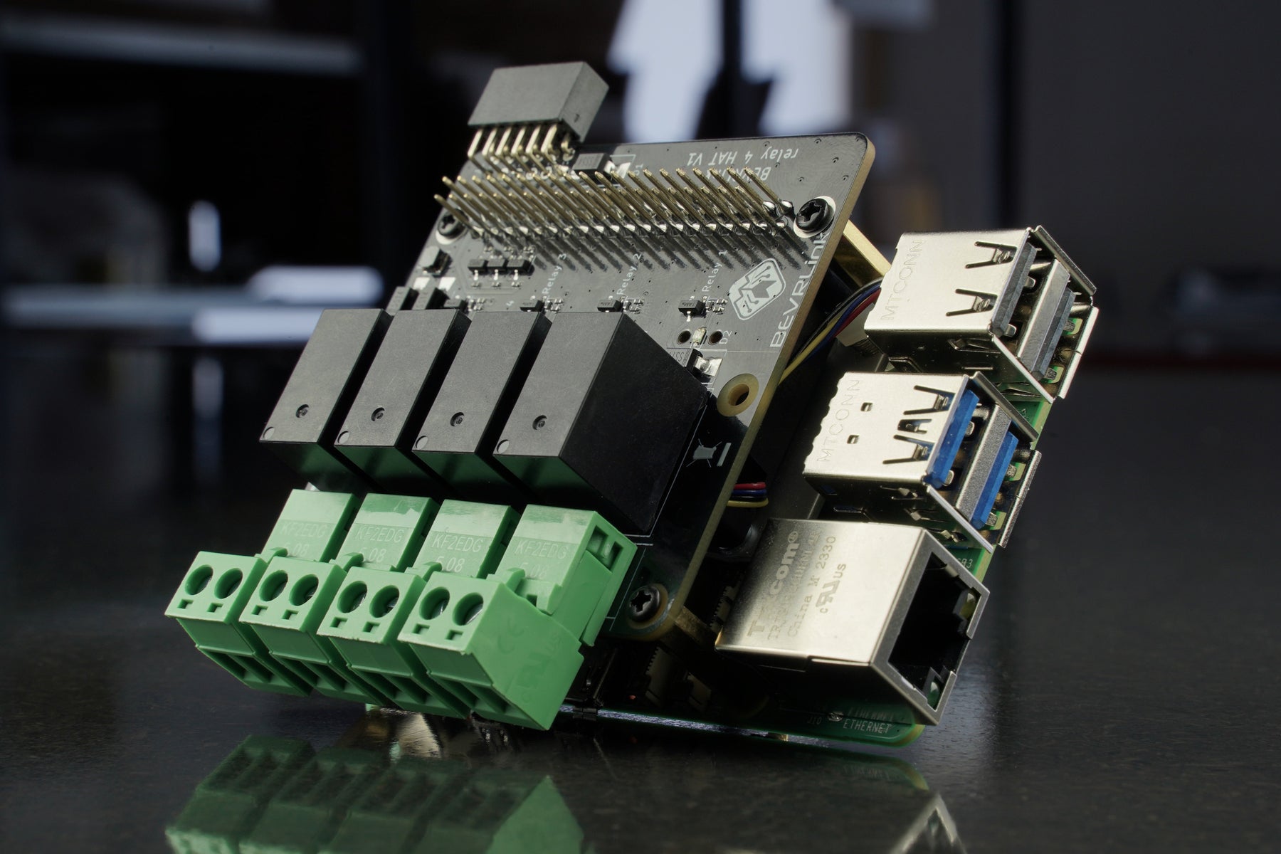 BEVRLink Raspberry Pi 5 - 4 Channel Relay HAT